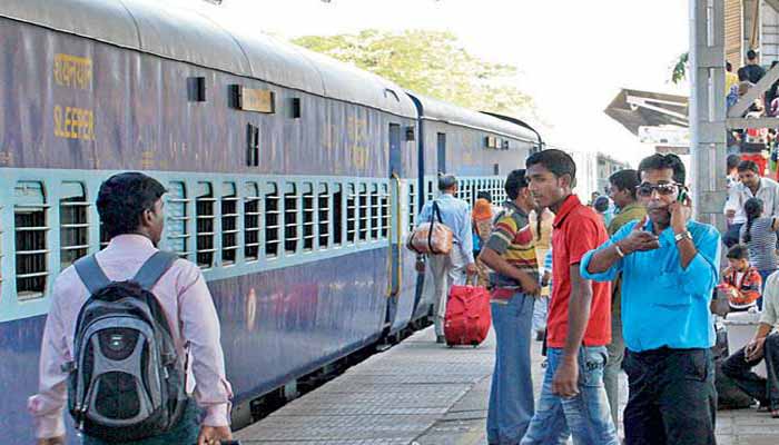 Good news for daily rail passengers, MST continues in passenger trains