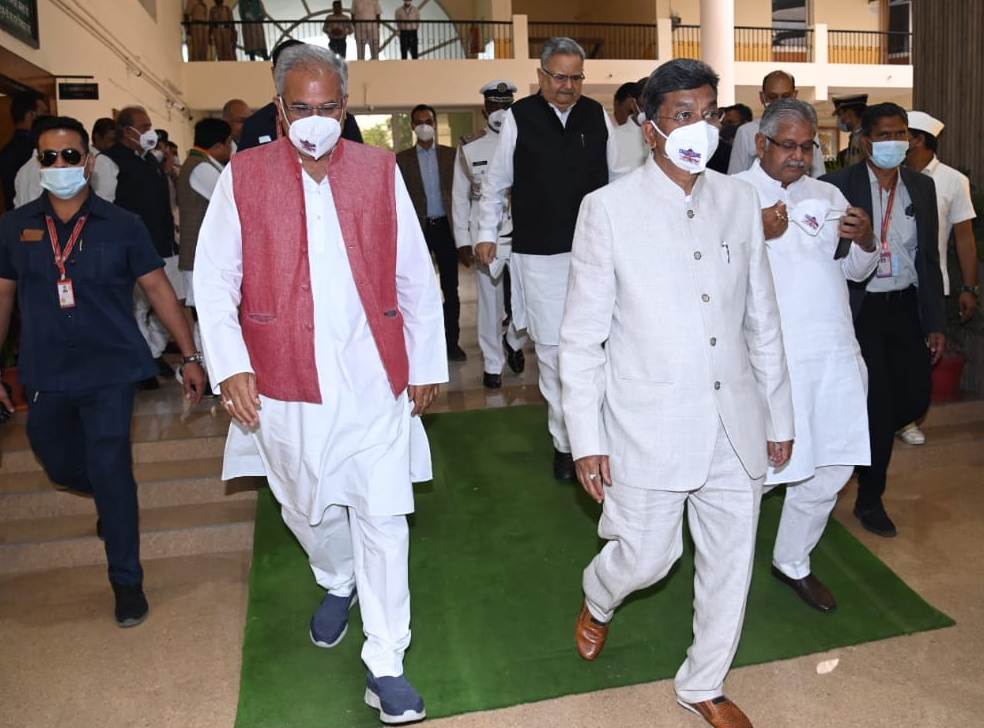 Vidhan Sabha: Opposition walks out demanding regularization