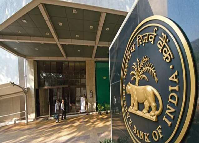 RBI's Warning: Do not send credit cards without customer's consent