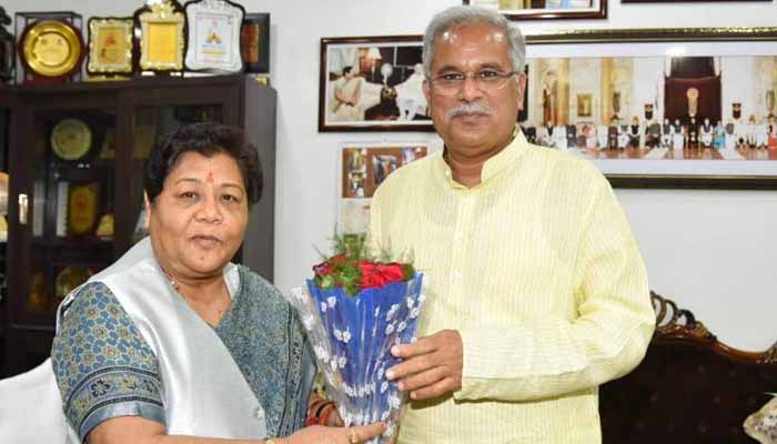 Chief Minister Bhupesh Baghel wishes, Governor Ms Anusuiya Uikey on her birthday,