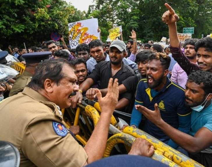 Sri Lanka Crisis: President Rajapaksa flees, PM calls emergency meeting