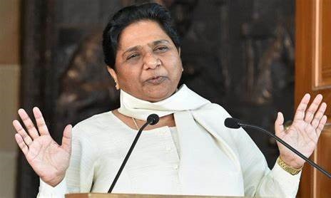 UP Politics: Mayawati's big announcement…the party will contest the Lok Sabha-Vidhan Sabha elections alone