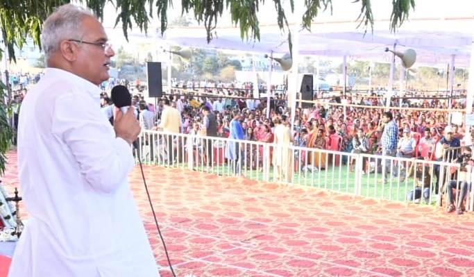 Belargaon Bhent: CM Bhupesh Baghel made these 10 big announcements in village Belargaon