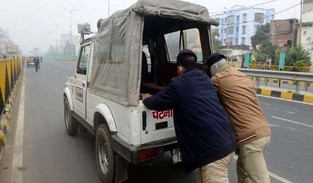 Patna Police: Police owes Rs 8 crore for petrol-diesel... Pump stopped giving oil on loan...again