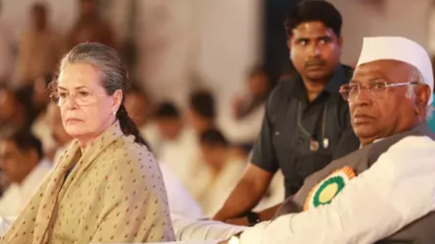 Sonia Gandhi Message: Sonia Gandhi's word-of-mouth attack along with the message...! listen