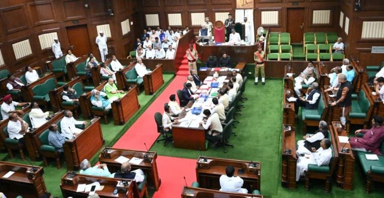 Budget Session in CG: Supplementary budget of 4,143 crore passed in the midst of heavy noise… CM said – If we are not afraid of whites, then what will we fear of thieves