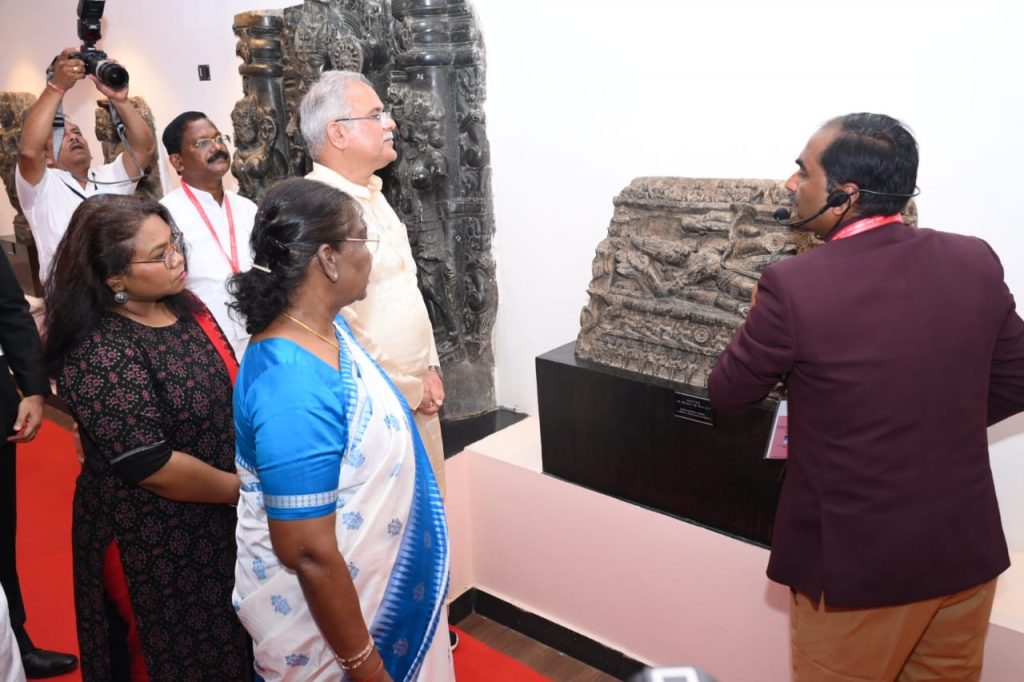 President Murmu visited Ghasidas Museum :