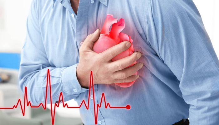 Doctor Heart Attack: Doctor suffered a heart attack while treating a patient; Took his last breath in the clinic itself.
