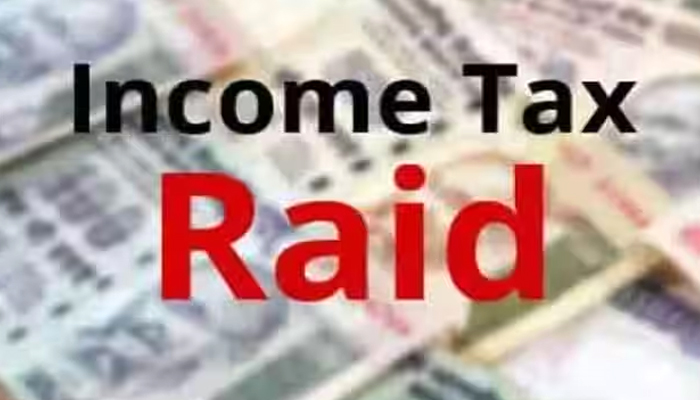 IT Raid: Income Tax Department team reached the ruling MLA's house, also raided his close relatives
