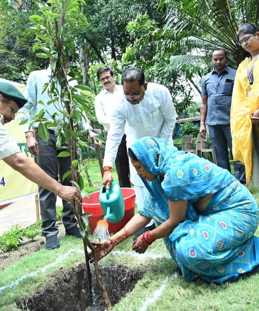 Bastar Zone Faith Center Hariyali Sapling Plantation, CM Vishnudev Saayi