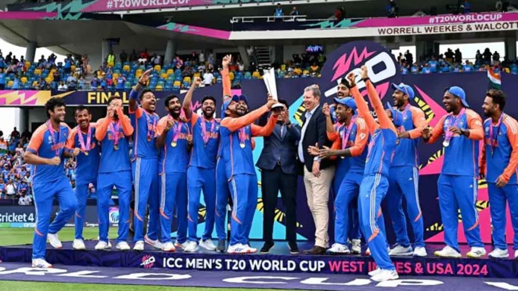 T20 World Cup 2024: Indians' dream comes true! World Cup in hand, tricolour on shoulder; Team India's face is full of happiness, players get emotional