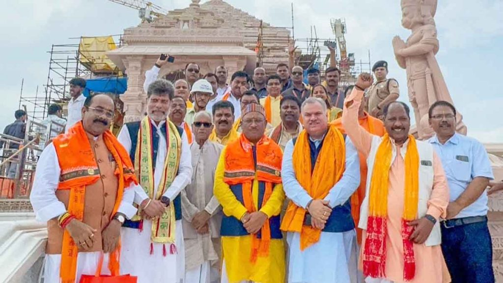 Slogans of Chhattisgarh's Bhancha Ram, Jai Shri Ram, Jai Shri Ram reverberated in Ayodhya Ram Temple