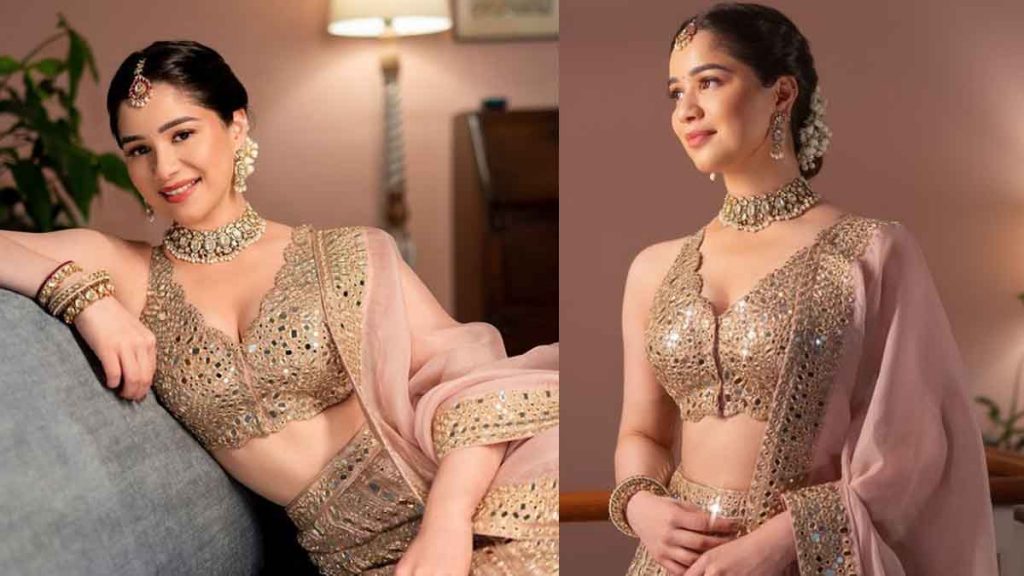 Sara Tendulkar Hot Look: Sara Tendulkar stays connected with her fans by sharing new pictures..