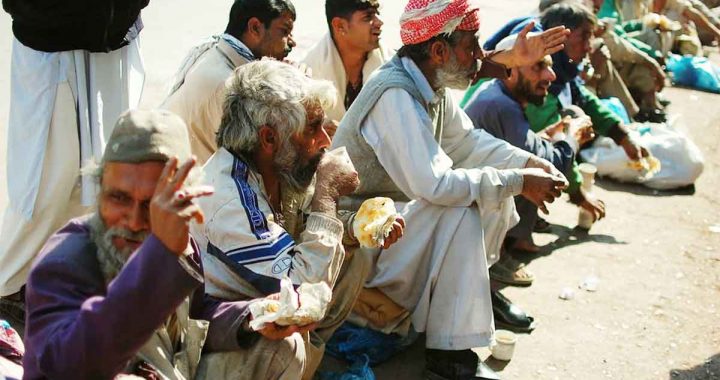 4 crore beggars in neighbouring country Pakistan