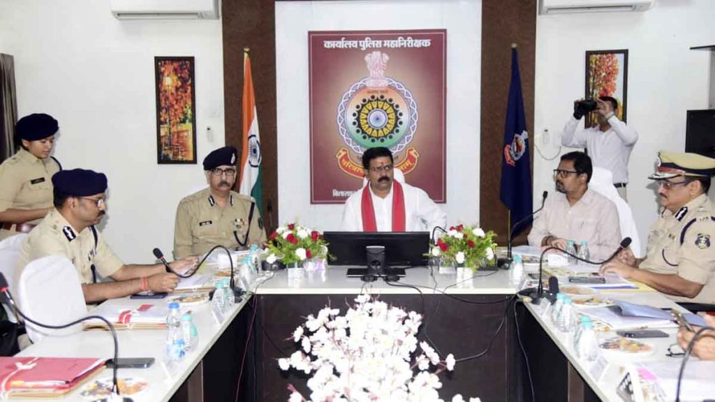 Deputy Chief Minister Vijay Sharma said- Police should take action by running a campaign against drugs, gambling and betting