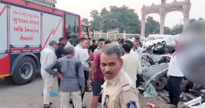 A terrible accident of the car of devotees returning after visiting the Lord, 7 people died… VIDEO