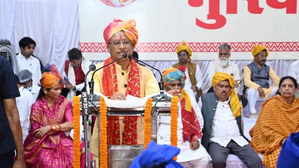 CM Vishnu Dev Sai announced Rs 50 lakh for development work in Madia Sarai at Muria Darbar