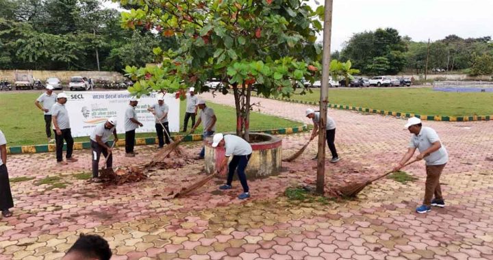 In the Cleanliness is Service Campaign, SECL conducted a cleaning campaign at the Chhath Ghat of Arpa River