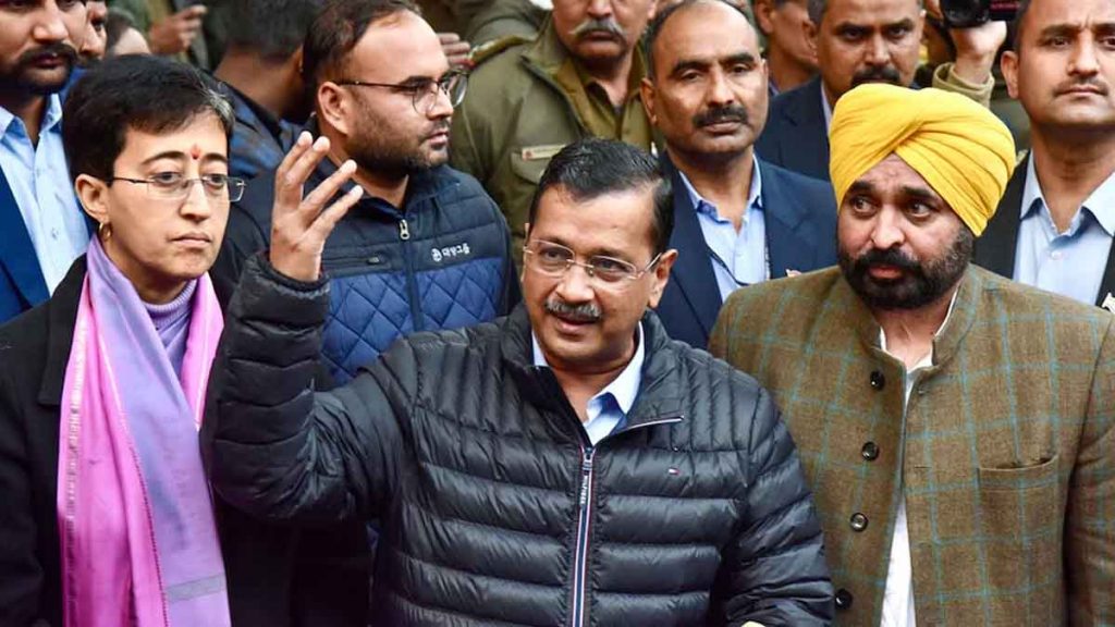 Arvind Kejriwal called a meeting of Punjab MLAs in Delhi