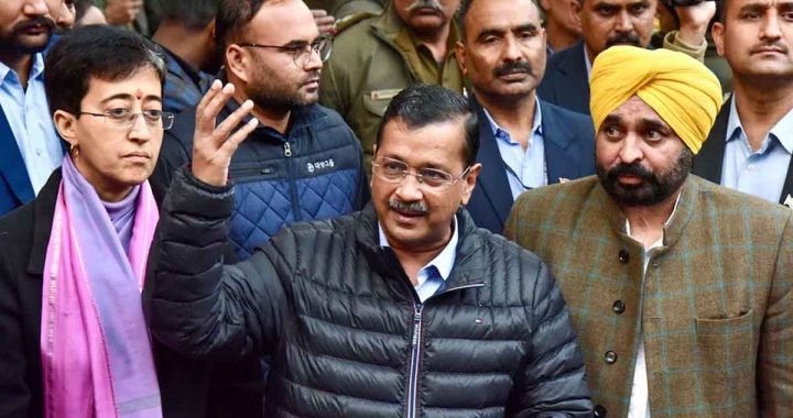 Arvind Kejriwal called a meeting of Punjab MLAs in Delhi