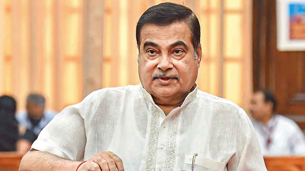 Use of modern technology in road construction is necessary for safety: Gadkari