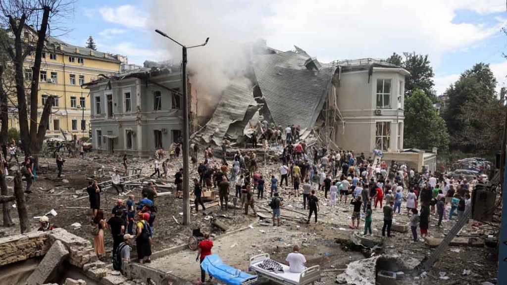 Talks were going on for ceasefire, Russia increased attacks, dropped bombs on passengers, 9 died