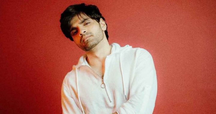 Amidst the success of Gamerlog, Kunal Bhan celebrated his birthday with family in Bahrain