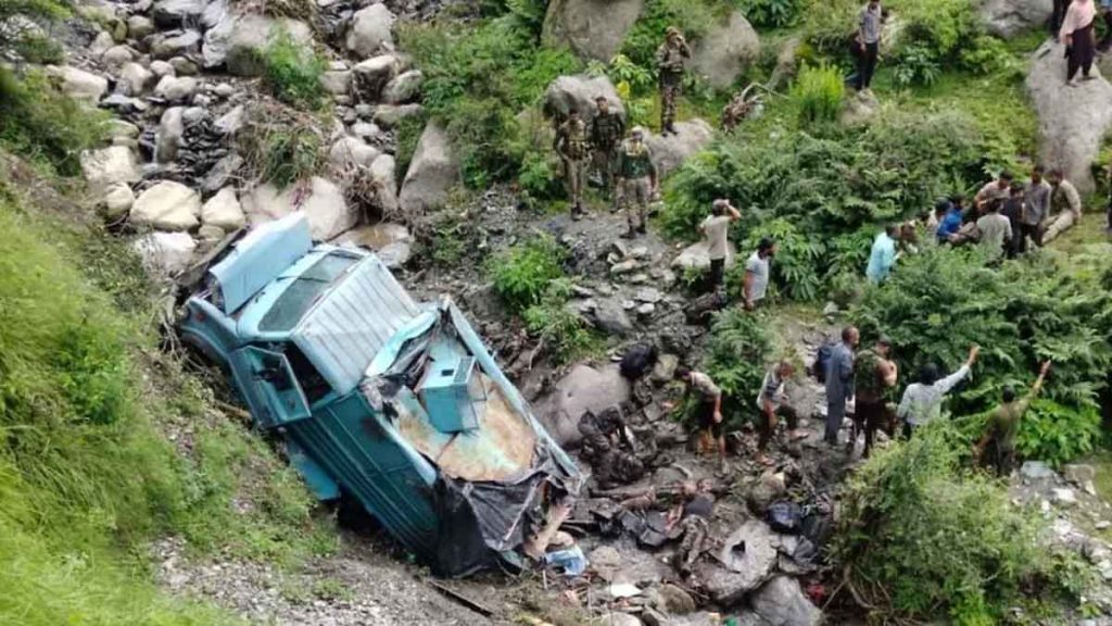 CRPF vehicle falls into a deep ditch; three jawans killed, 12 injured