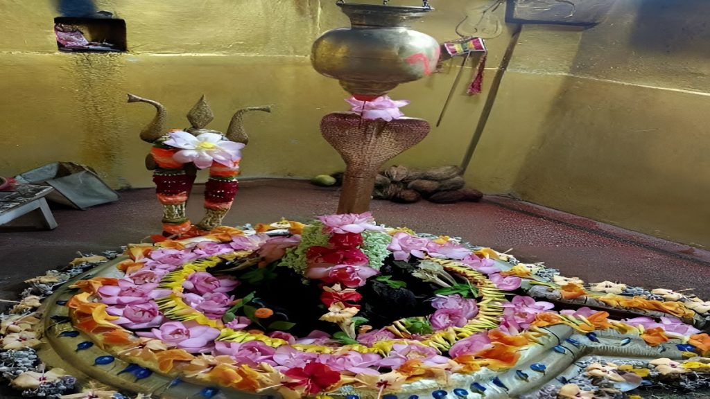 Laxmaneshwar Mahadev Temple
