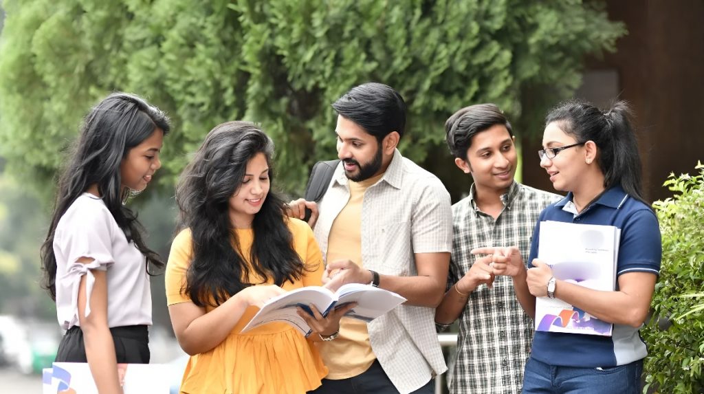 LIC AAO AE Vacancy