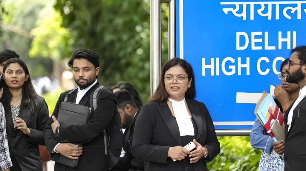 Law Students Attendance Rule