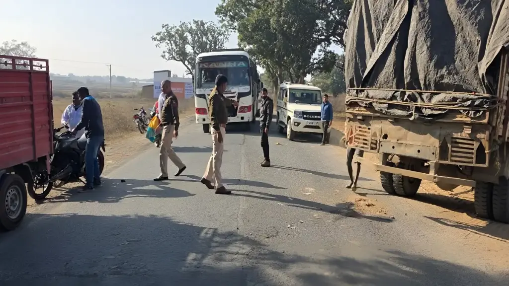 Bishrampur Road Accident