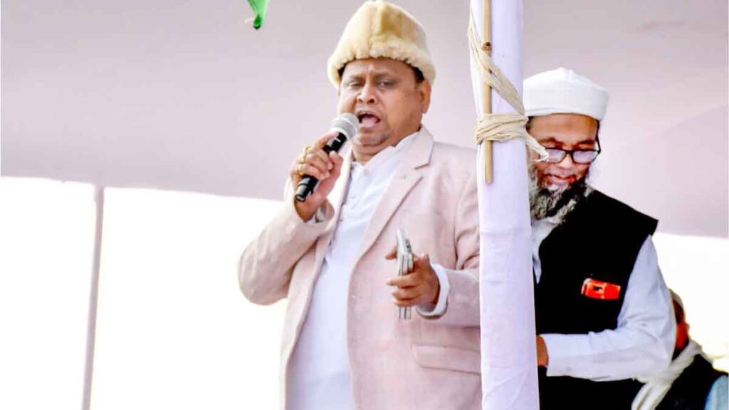 Humayun Kabir will become the second Owaisi