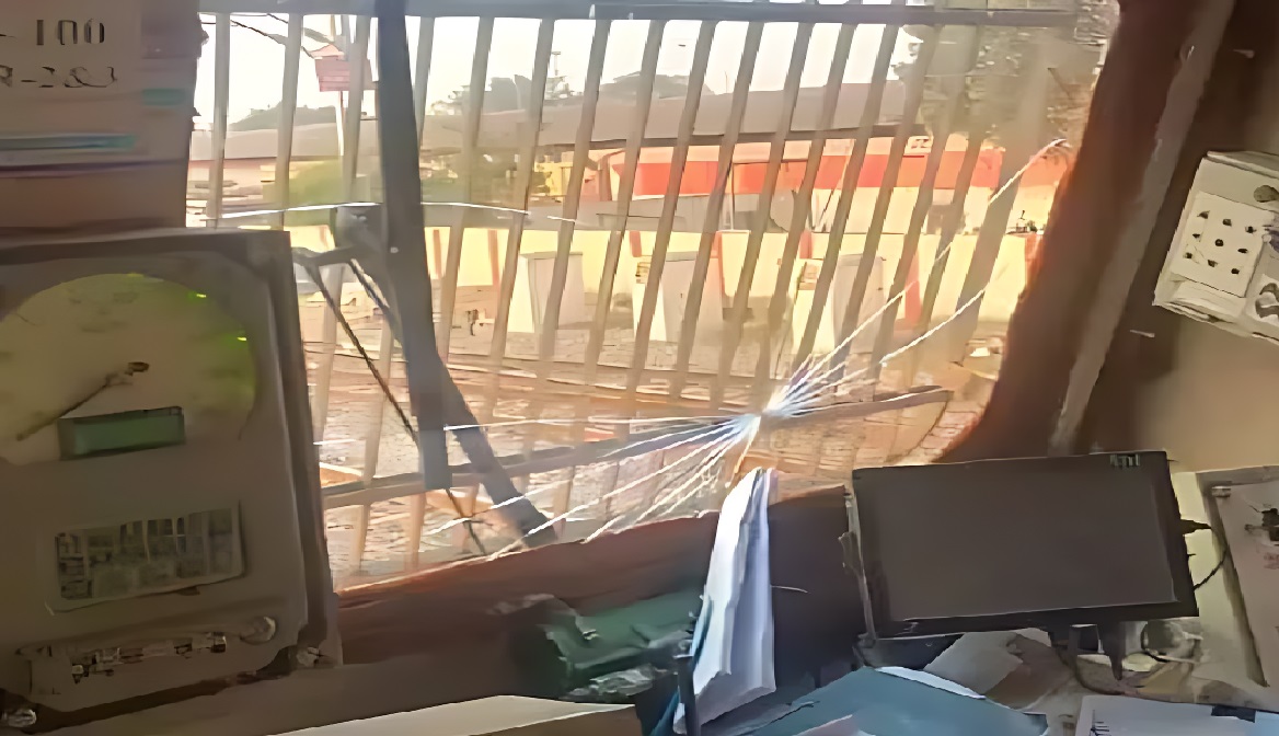 Rajdhani Express Stone Pelting