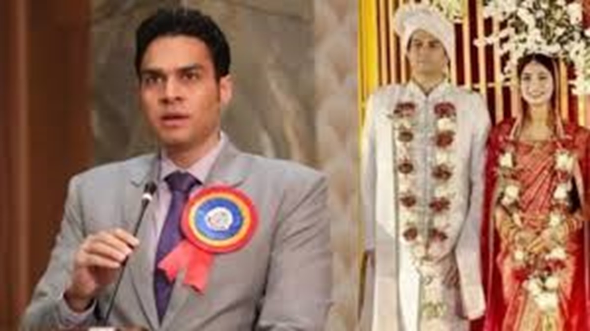 IAS Officer Avi Prasad