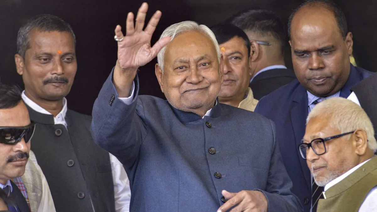 Nitish Kumar Resigns