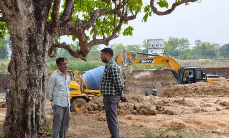 Major Crackdown on Illegal Sand Mining: 15 Dump Trucks of Sand and 20 Dump Trucks of Gravel Seized