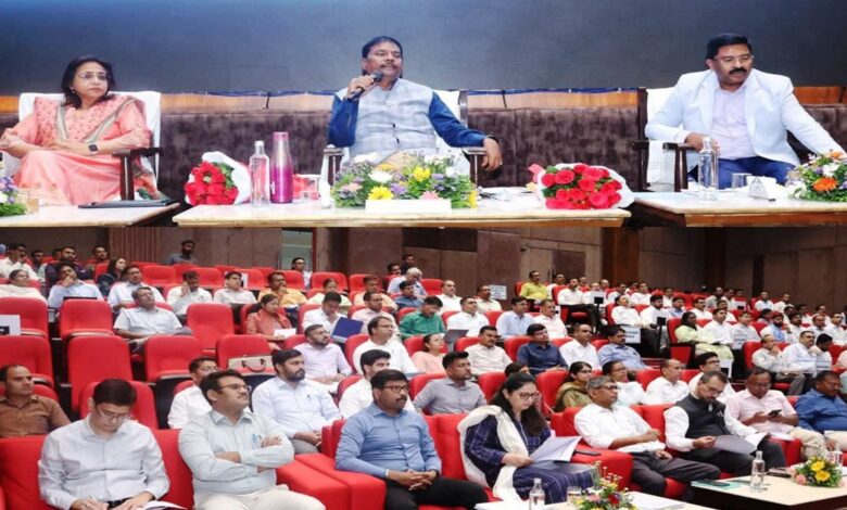 Kedar Kashyap Forest Minister