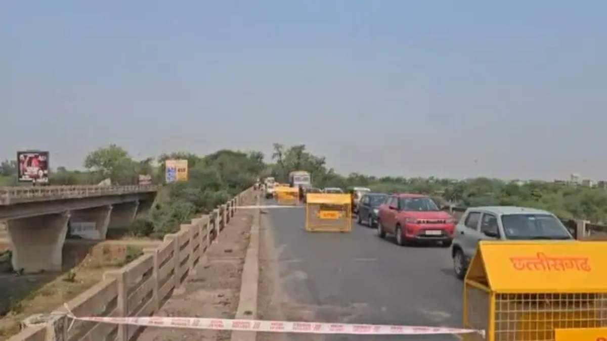 Kumhari Kharun Bridge Closed
