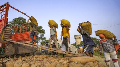 Why are laborers still helpless?