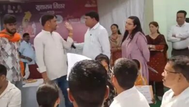 Mandir Hasaud Political Clash
