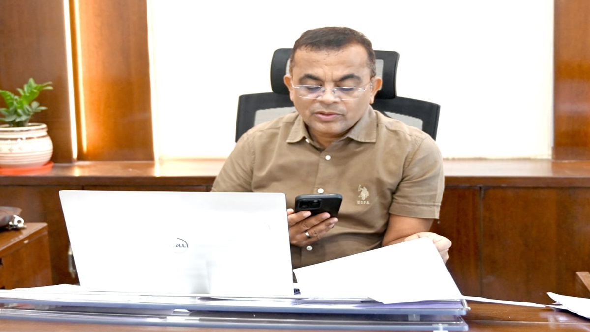 CM Helpline 1076